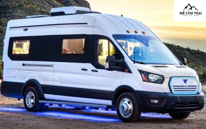 Xe RV (Recreational Vehicle) thích hợp để đi cắm trại