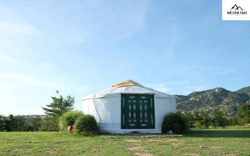 Tanyoli -Ninh Thuận địa điểm Glamping ở Việt Nam lý tưởng theo phong cách Mông Cổ
