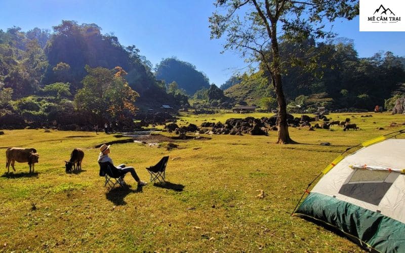 Cắm trại Hang Táu ở Mộc Châu