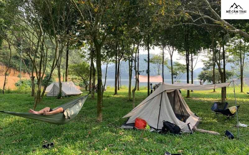 Khu camping Hồ Chòm Núi