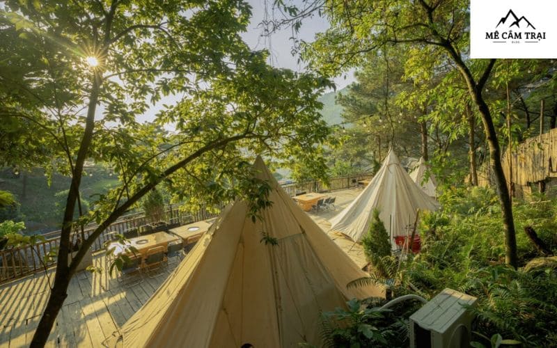 Camping hồ Xạ Hương