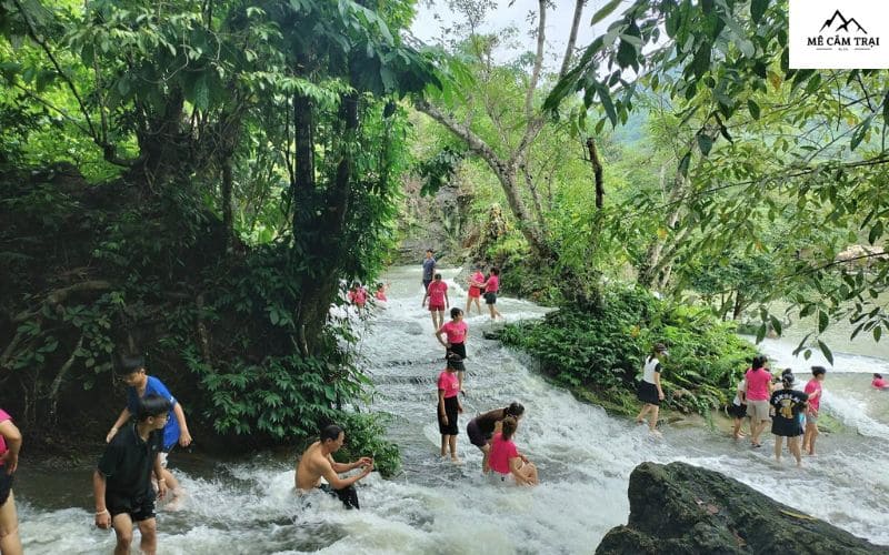 Cắm trại ở Thác Đăng Mò vừa mát vừa yên bình