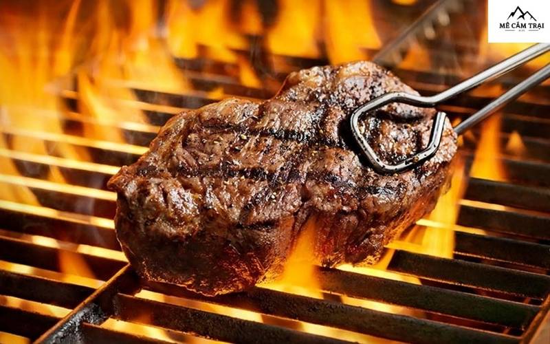 Tận hưởng bữa BBQ tuyệt vời giữa không gian thiên nhiên tại Hang Sói Glamping