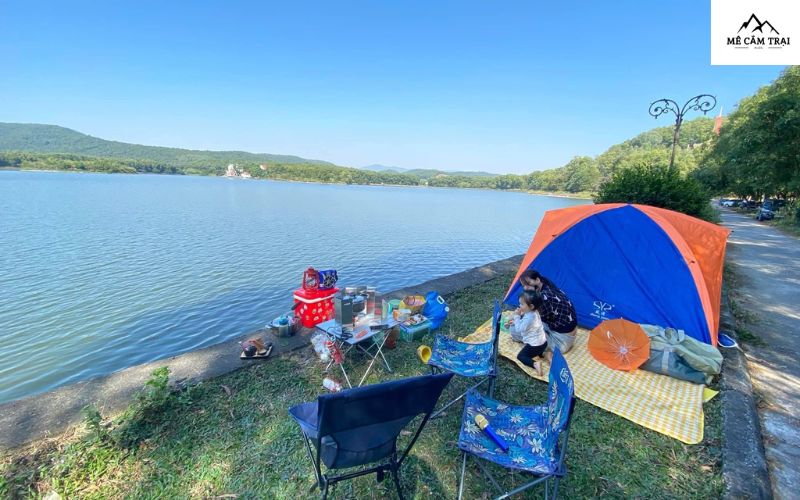 Camping tại hồ Côn Sơn Hải Dương
