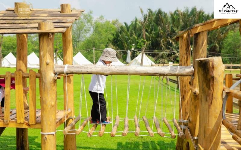 Vietgangz Glamping Club có hẳn riêng một khu vui chơi cho trẻ em