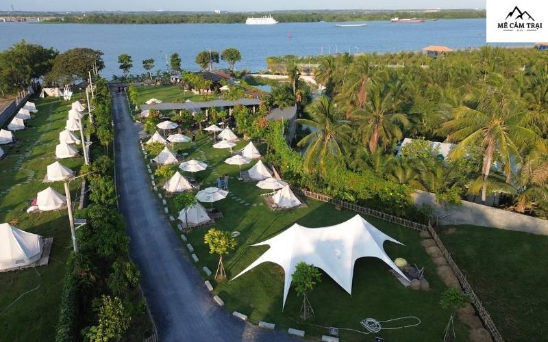 Nâng tầm trải nghiệm cắm trại của bạn tại Riverside Glamping!