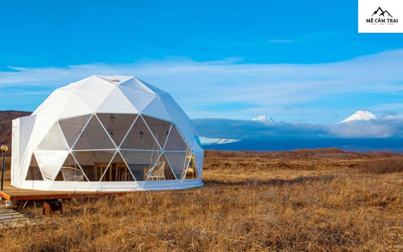 Lều dạng hình cầu và bán cầu (Geodesic & Semi-Geodesic Tents)