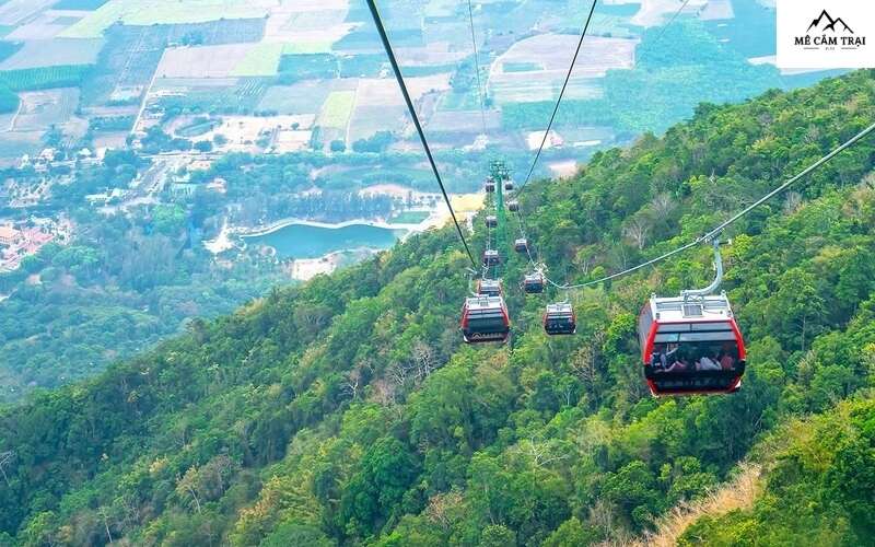 Chinh phục đỉnh cao dễ dàng hơn với cáp treo lên núi Bà Đen – Tiện lợi và nhanh chóng!